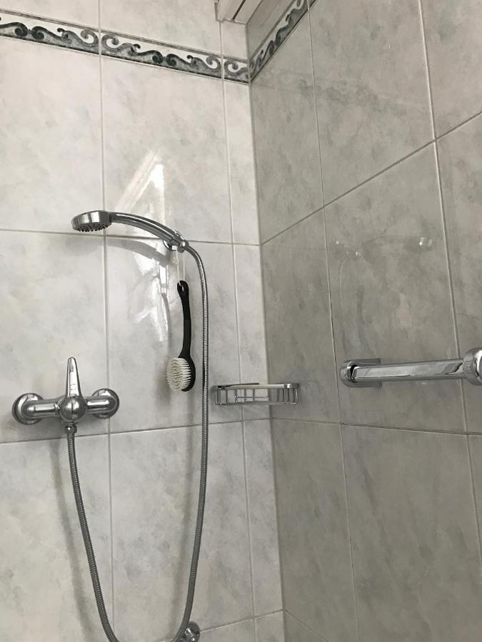 Ferienwohnung Mit Seesicht Brunnen Luaran gambar